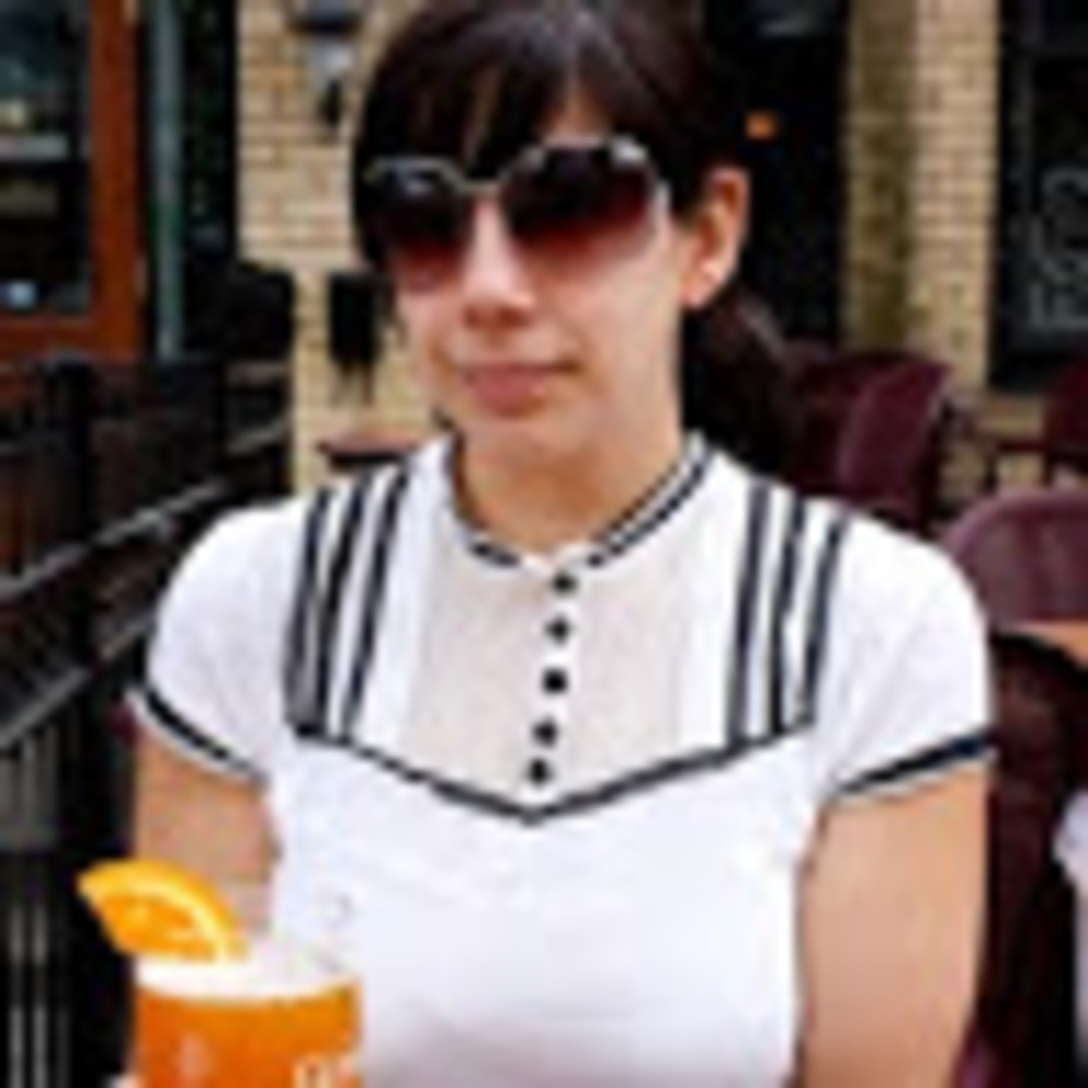 Meet your Posher, Andrea